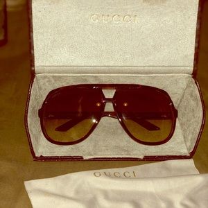 Unisex Gucci sunglasses